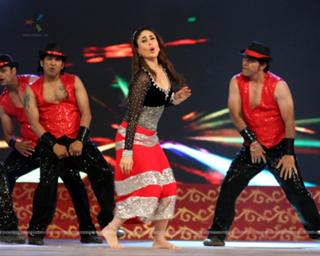 Kareena Kapoor feet photo thumbnail