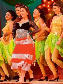 Kareena Kapoor feet photo thumbnail
