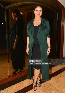 Kareena Kapoor feet photo 7