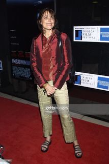 Karen Allen feet photo thumbnail