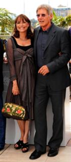 Karen Allen feet photo thumbnail