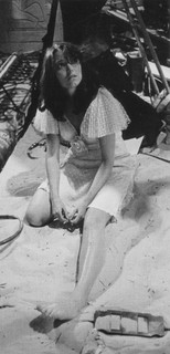 Karen Allen feet photo thumbnail