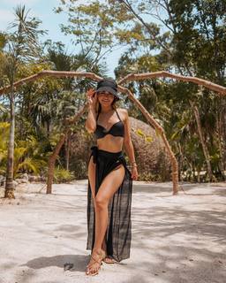 Karen Barrera feet photo 14