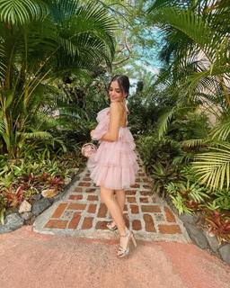 Karen Barrera feet photo 5