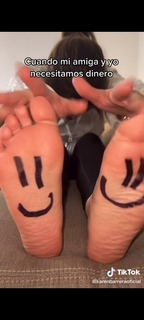 Karen Barrera feet photo 18