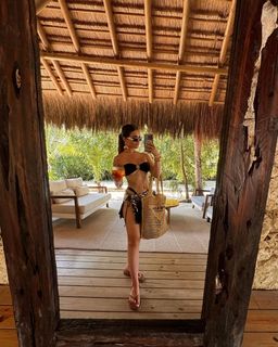 Karen Barrera feet photo 3