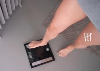 Karen Damen feet photo 15