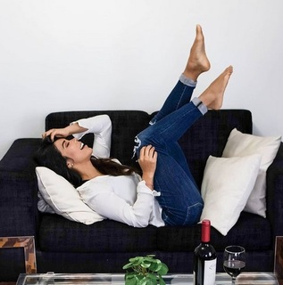 Karen Dejo feet photo 4