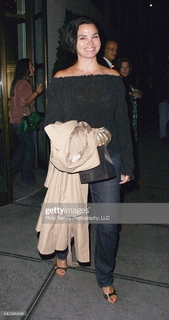 Karen Duffy feet photo 1
