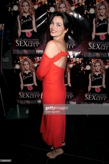 Karen Duffy feet photo 5