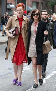 Karen Elson feet photo 1