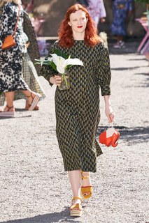 Karen Elson feet photo 2