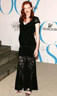 Karen Elson feet photo 9