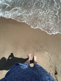 Karen Elson feet photo 2