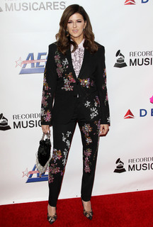 Karen Fairchild feet photo 17