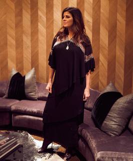 Karen Fairchild feet photo 17