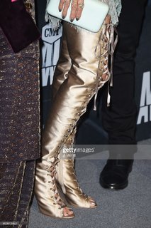 Karen Fairchild feet photo 11