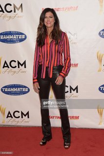 Karen Fairchild feet photo 10