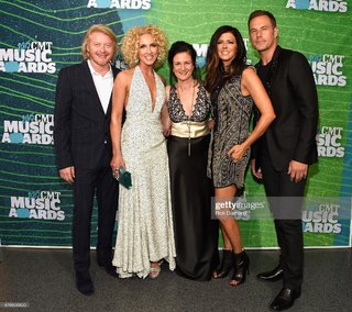 Karen Fairchild feet photo 6