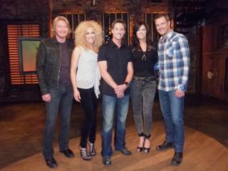 Karen Fairchild feet photo 7