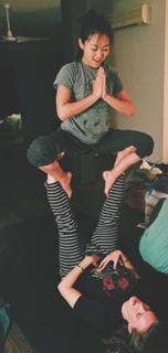 Karen Fukuhara feet photo thumbnail