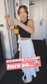 Karen Fukuhara feet photo thumbnail