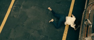 Karen Fukuhara feet photo thumbnail