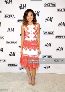 Karen Fukuhara feet photo thumbnail