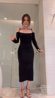 Karen Fukuhara feet photo thumbnail