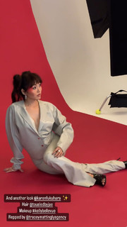 Karen Fukuhara feet photo thumbnail