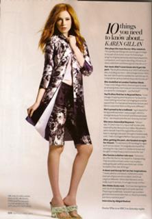 Karen Gillan feet photo thumbnail