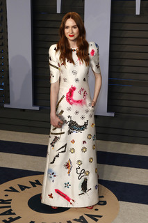 Karen Gillan feet photo thumbnail