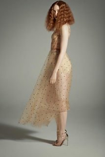 Karen Gillan feet photo thumbnail