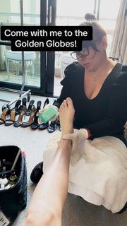 Karen Gillan feet photo 8