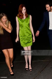 Karen Gillan feet photo 6