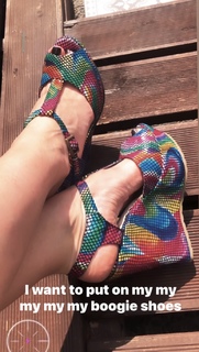 Karen Hassan feet photo 4