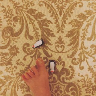 Karen Heinrichs feet photo thumbnail