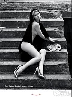 Karen Junqueira feet photo 3