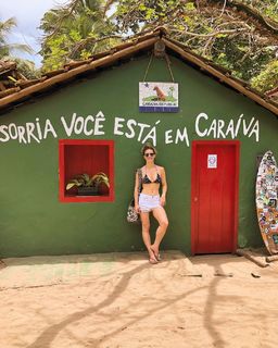 Karen Junqueira feet photo 20