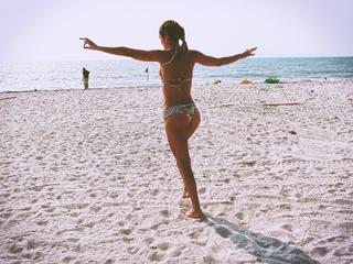 Karen Martínez feet photo 14