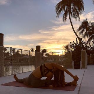 Karen Martínez feet photo 19