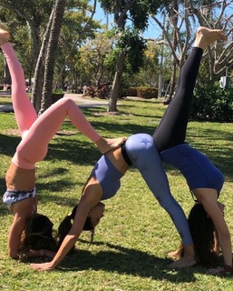 Karen Martínez feet photo 1