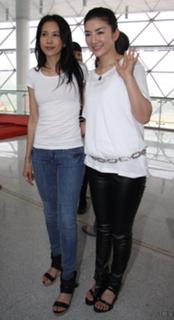 Karen Mok feet photo 2