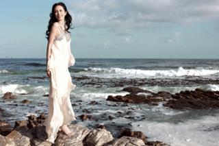 Karen Mok feet photo 11