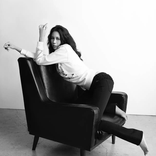 Karen Mok feet photo 19