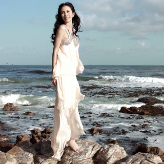 Karen Mok feet photo 10