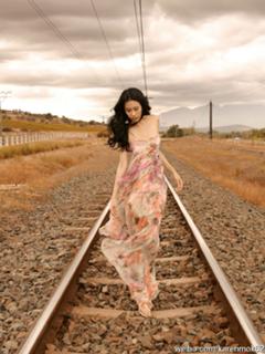 Karen Mok feet photo 11