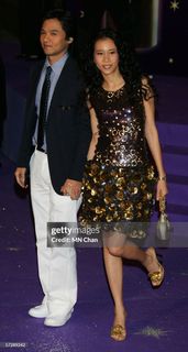 Karen Mok feet photo 3
