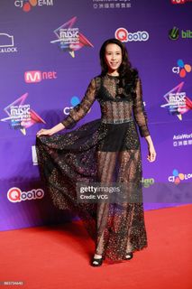Karen Mok feet photo 17