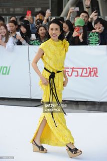Karen Mok feet photo 12